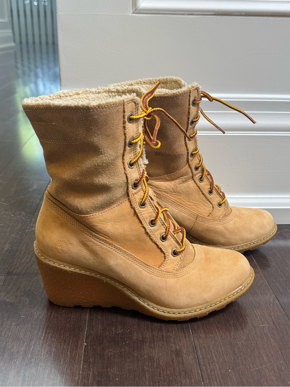 ✨ Vintage Timberland Wedge Boots ✨